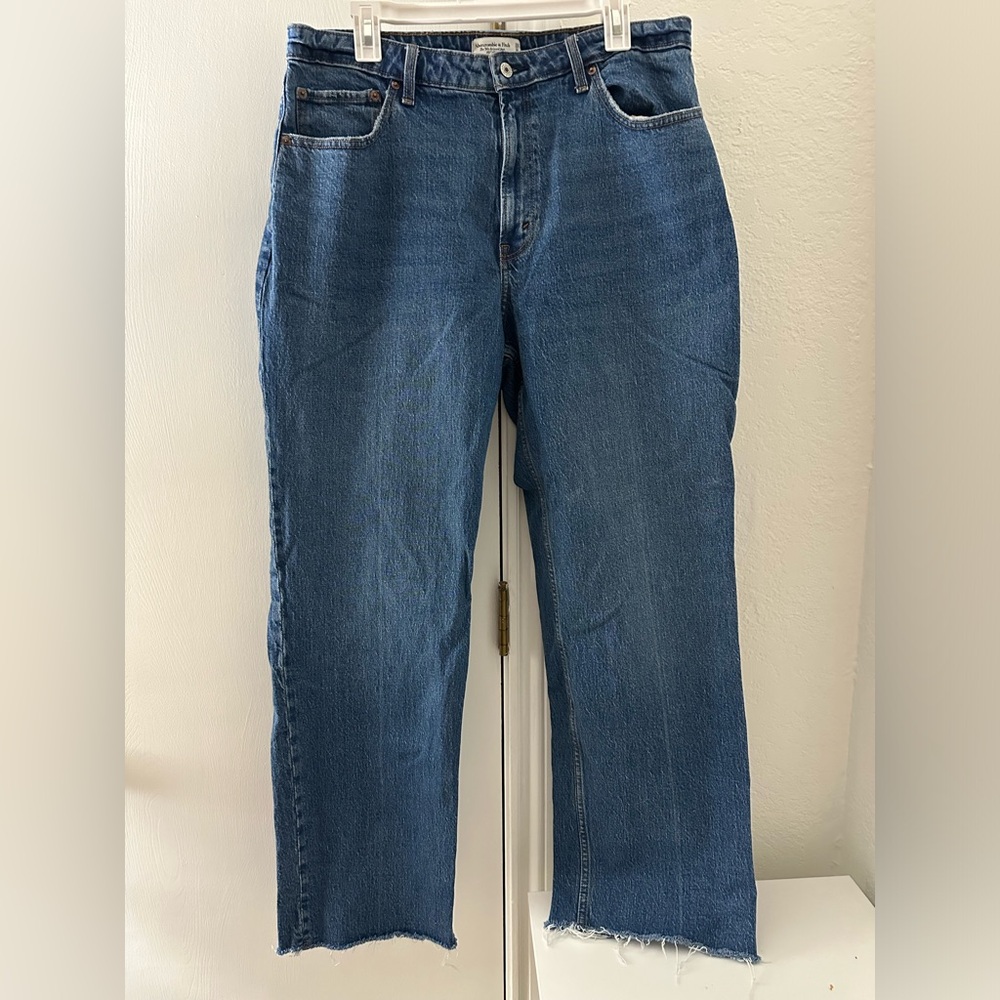 Abercrombie 90s high rise relaxed jean